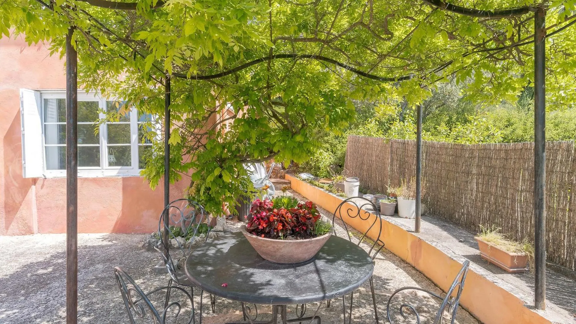 La Guiramande Villa Aix-en-Provence Semesterbostad
